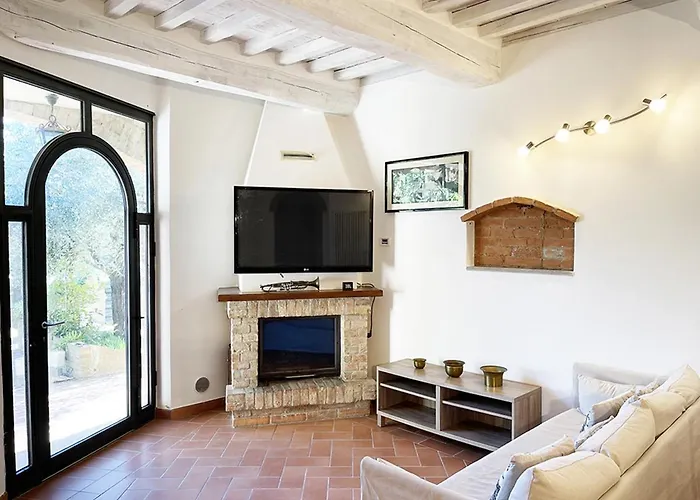 Апартаменты Con Piscina E Giardino A Сиена